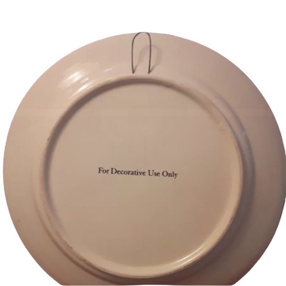 Vintage Christmas Plate - Picture 3 of 5